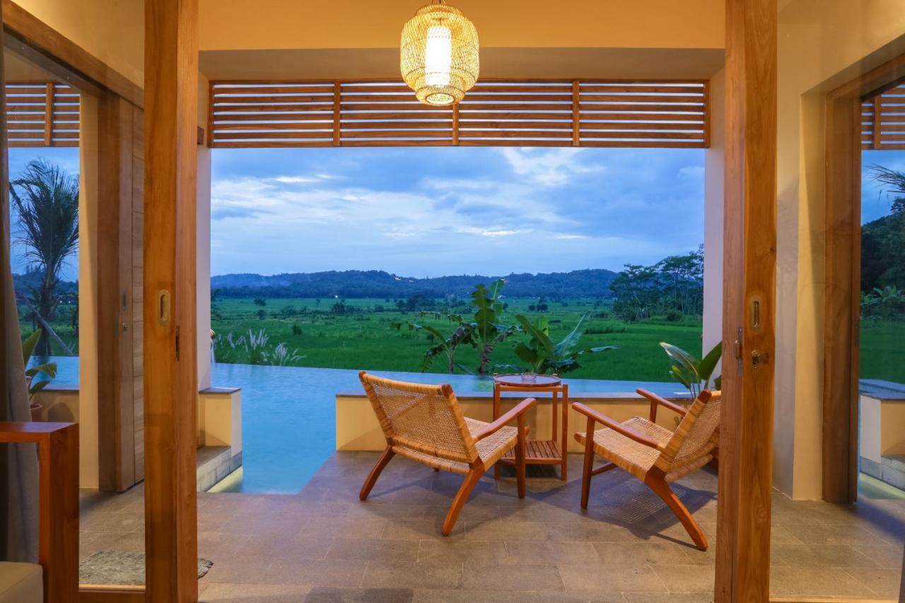 Boutique Villa Jogja Senang Putjung Zewnętrze zdjęcie