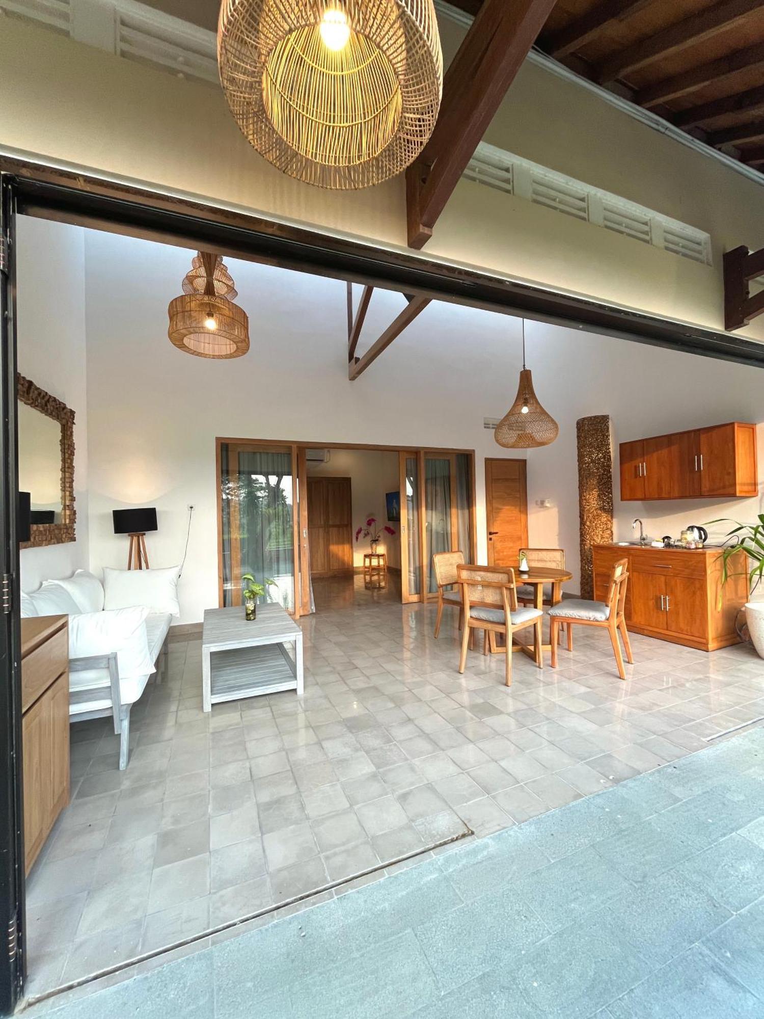 Boutique Villa Jogja Senang Jogyakarta Zewnętrze zdjęcie